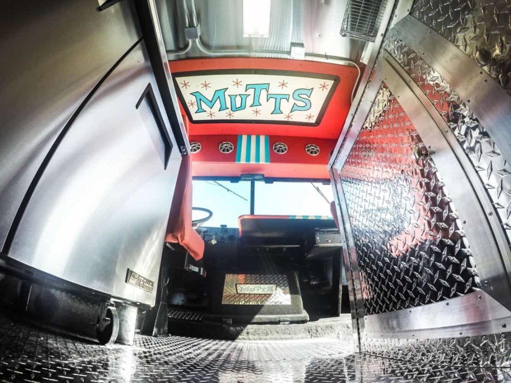 Mutts Hot Dogs Food Truck Cruising Kitchens