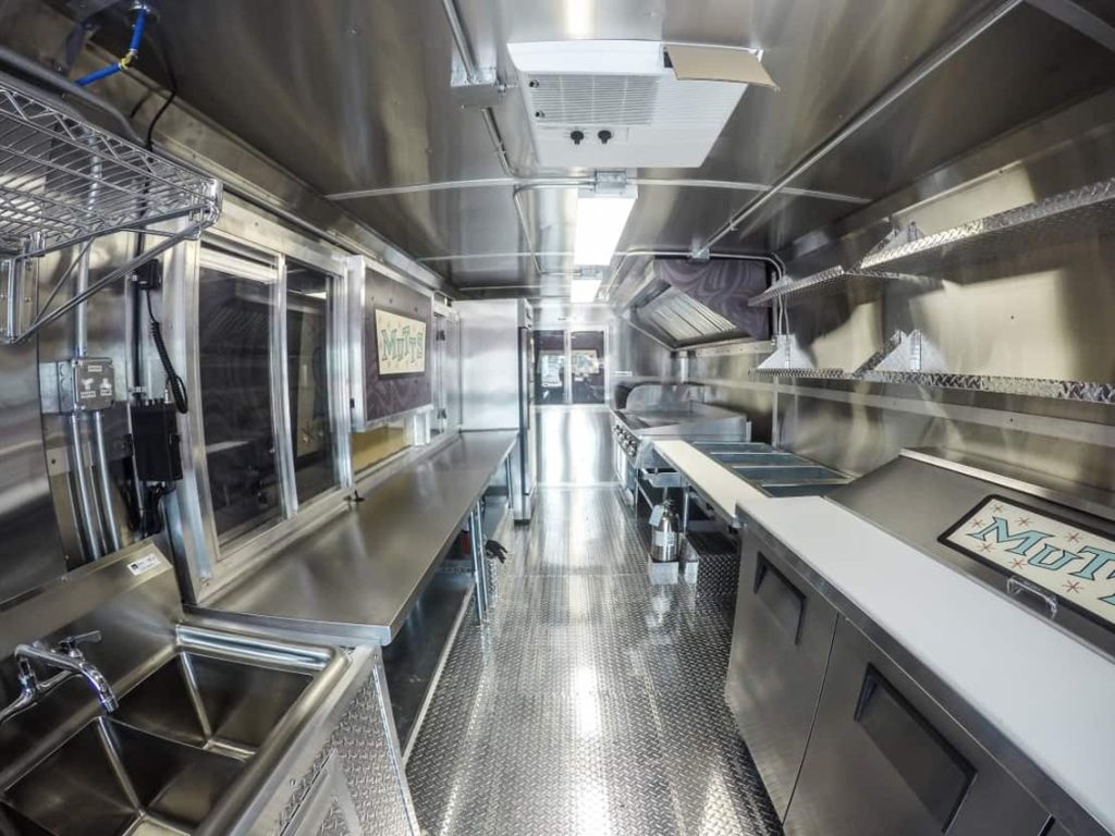 Mutts Hot Dogs Food Truck Cruising Kitchens