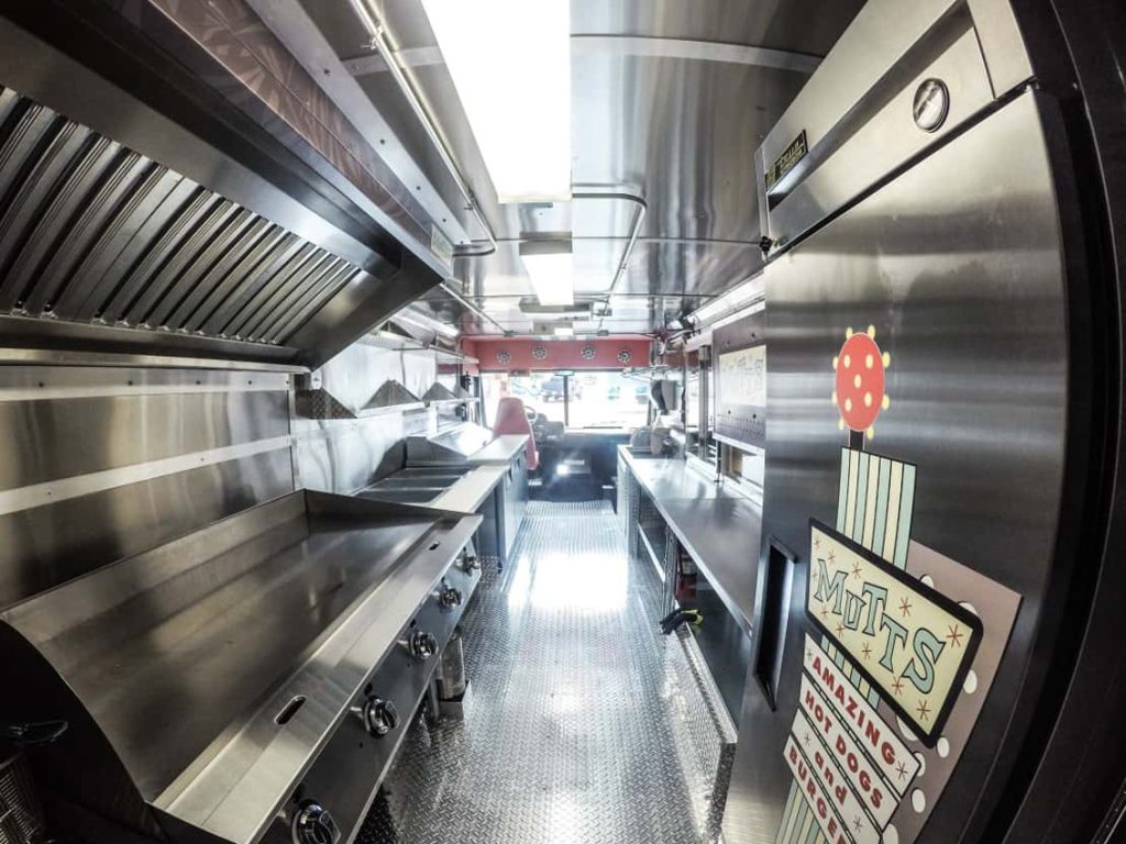 Mutts Hot Dogs Food Truck Cruising Kitchens