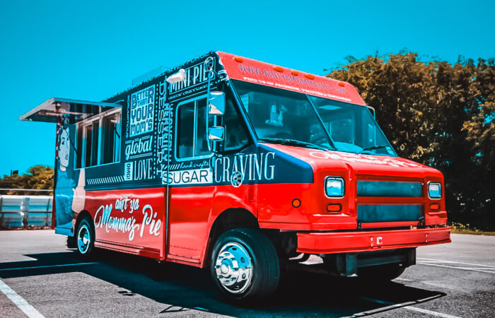 Ain t Ya Momma s Pie Food Truck Cruising Kitchens